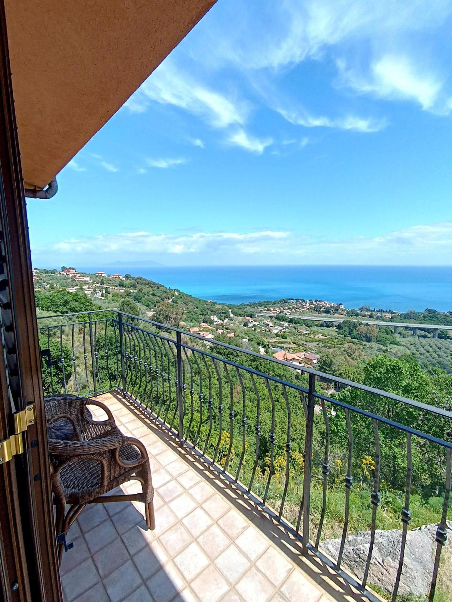 Bed and Breakfast La Casa Di Matilde Gioiosa Marea Esterno foto