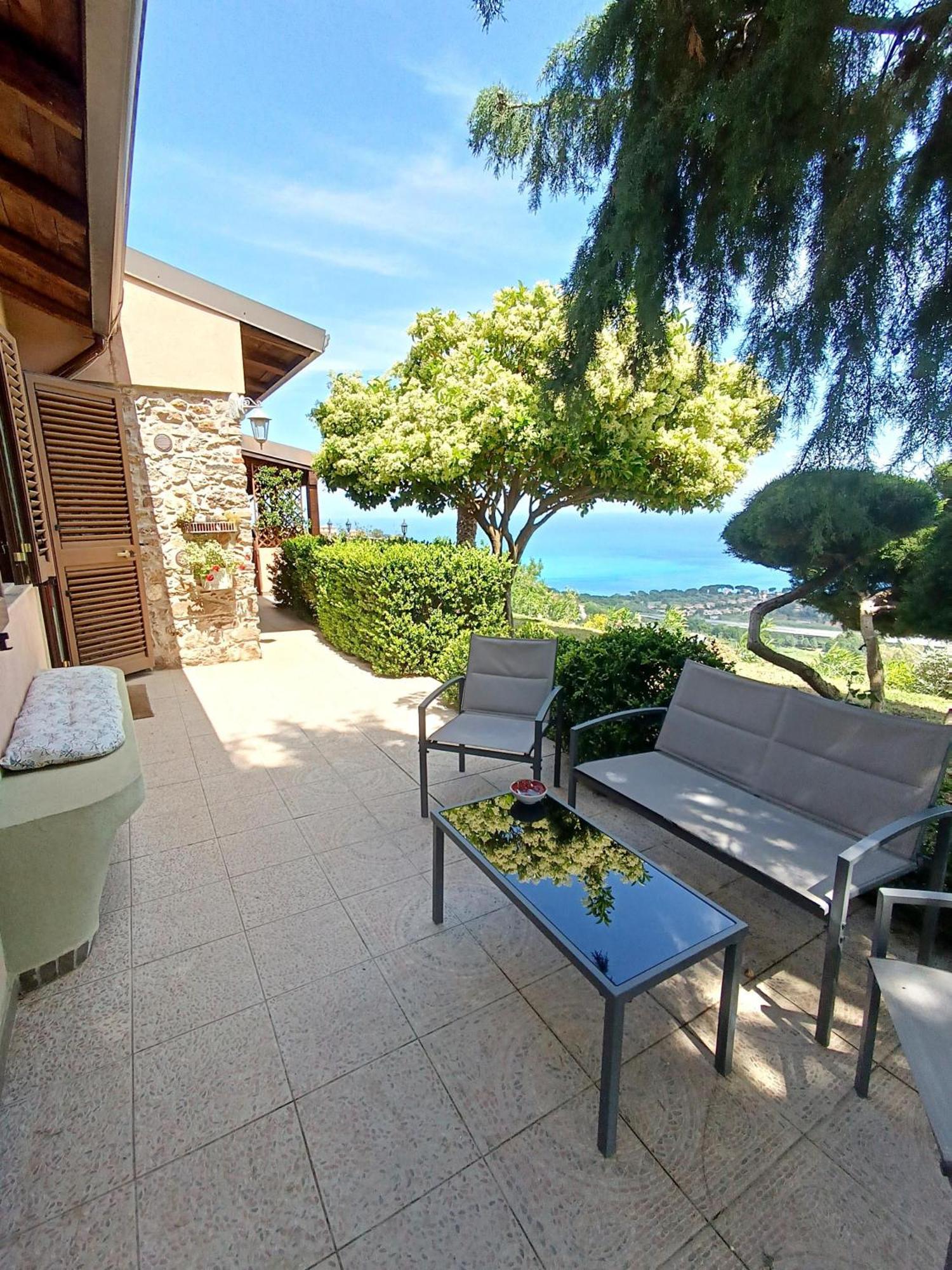 Bed and Breakfast La Casa Di Matilde Gioiosa Marea Esterno foto